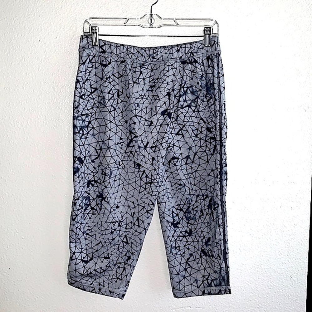 Lululemon Retreat Yogi Crop Size 6
